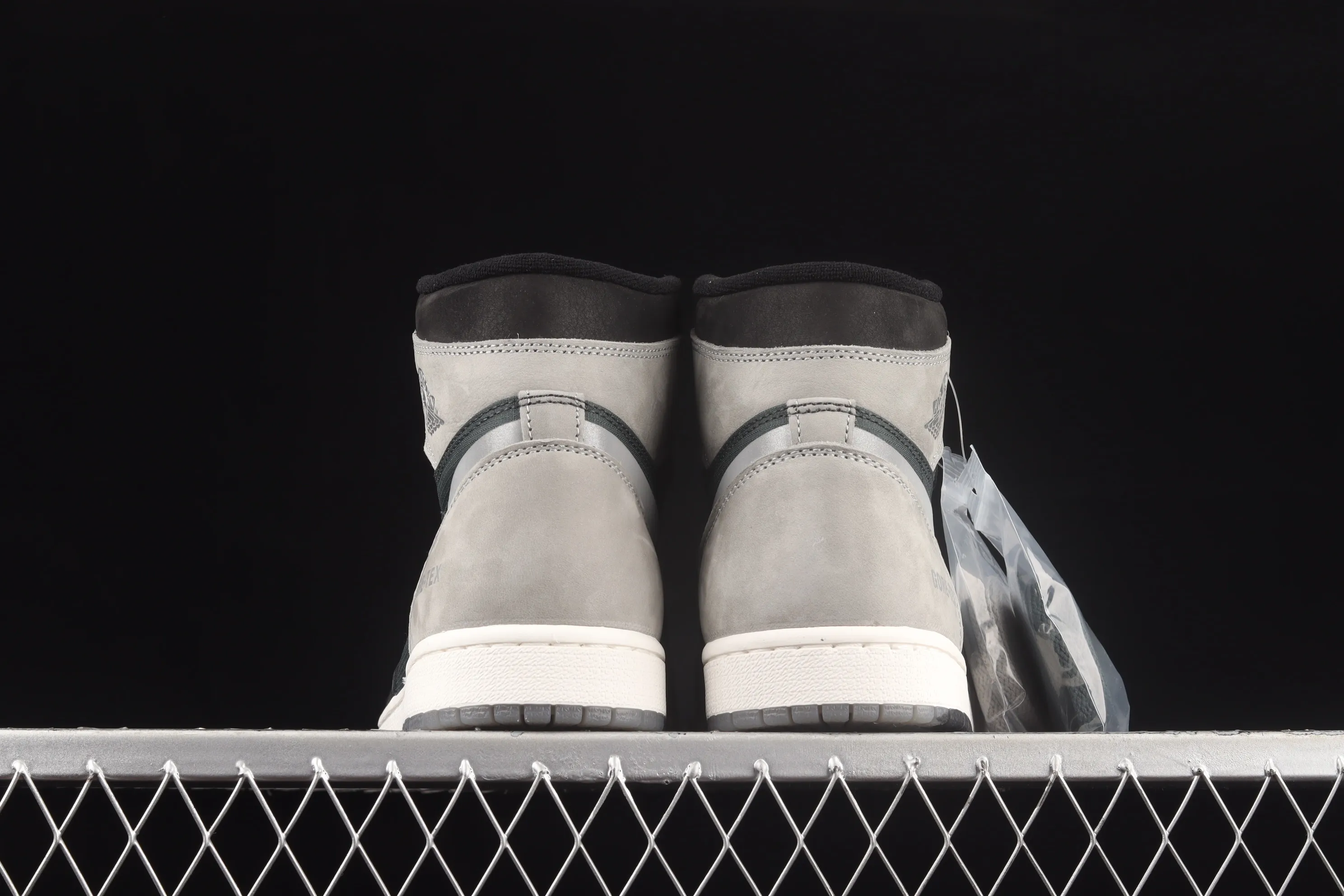 All Categories Air Jordan Jordan Series Basketball Shoes Air Jordan 1 High Air Jordan 1 Retro AJ1 Joe 1 Premium Black Gray 3M Reflective High Top Basketball Shoes DB2889-001